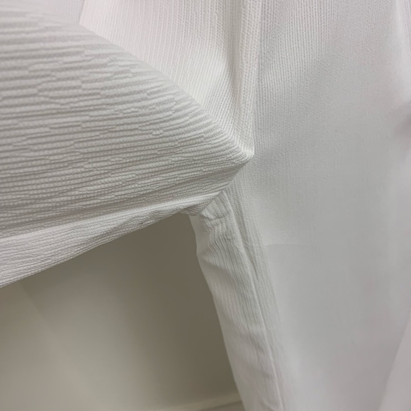 bebe White Tie Front Wide Leg Jumpsuit | Deep V Flowy Sleeve Full Length Size 00 - Picture 9 of 15